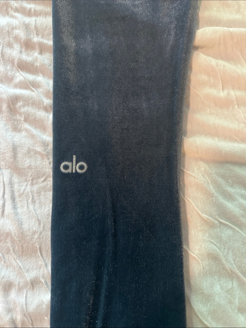 ALO Yoga Women’s Blue Velvet High-Waist Leggings Small - Picture 2 of 6